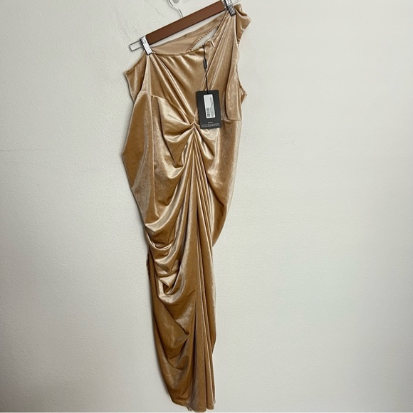 NWT PrettyLittleThing Maternity Nude Velvet Asymmetric Bodycon Midi Dress 10 - Picture 9 of 9